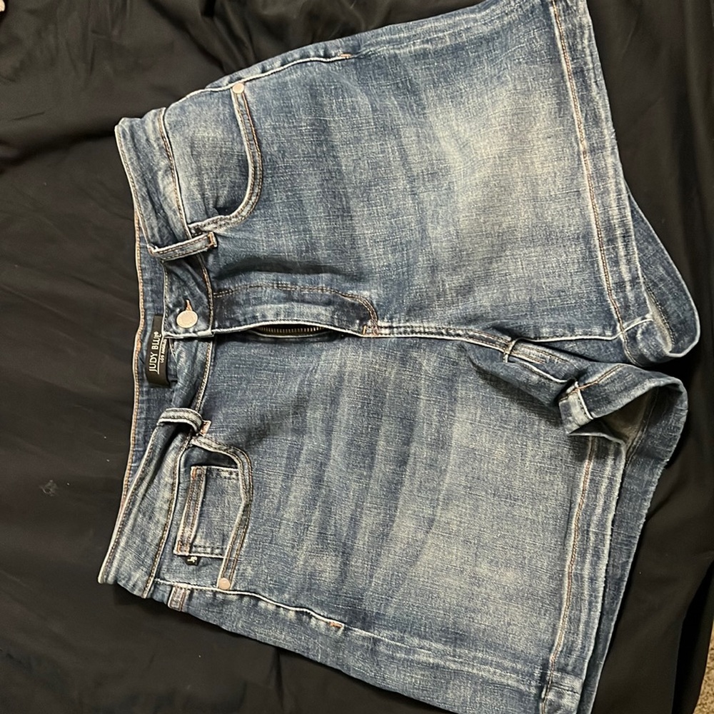 Judy Blue high rise shorts